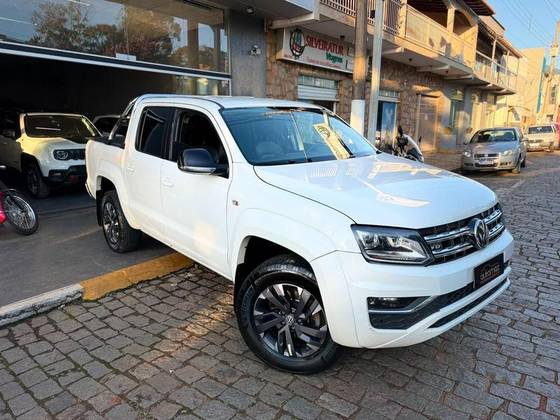 VOLKSWAGEN AMAROK 3.0 V6 TDI DIESEL HIGHLINE CD 4MOTION AUTOMÁTICO VOLKSWAGEN AMAROK 3.0 V6 TDI DIESEL HIGHLINE CD 4MOTION AUTOMÁTICO